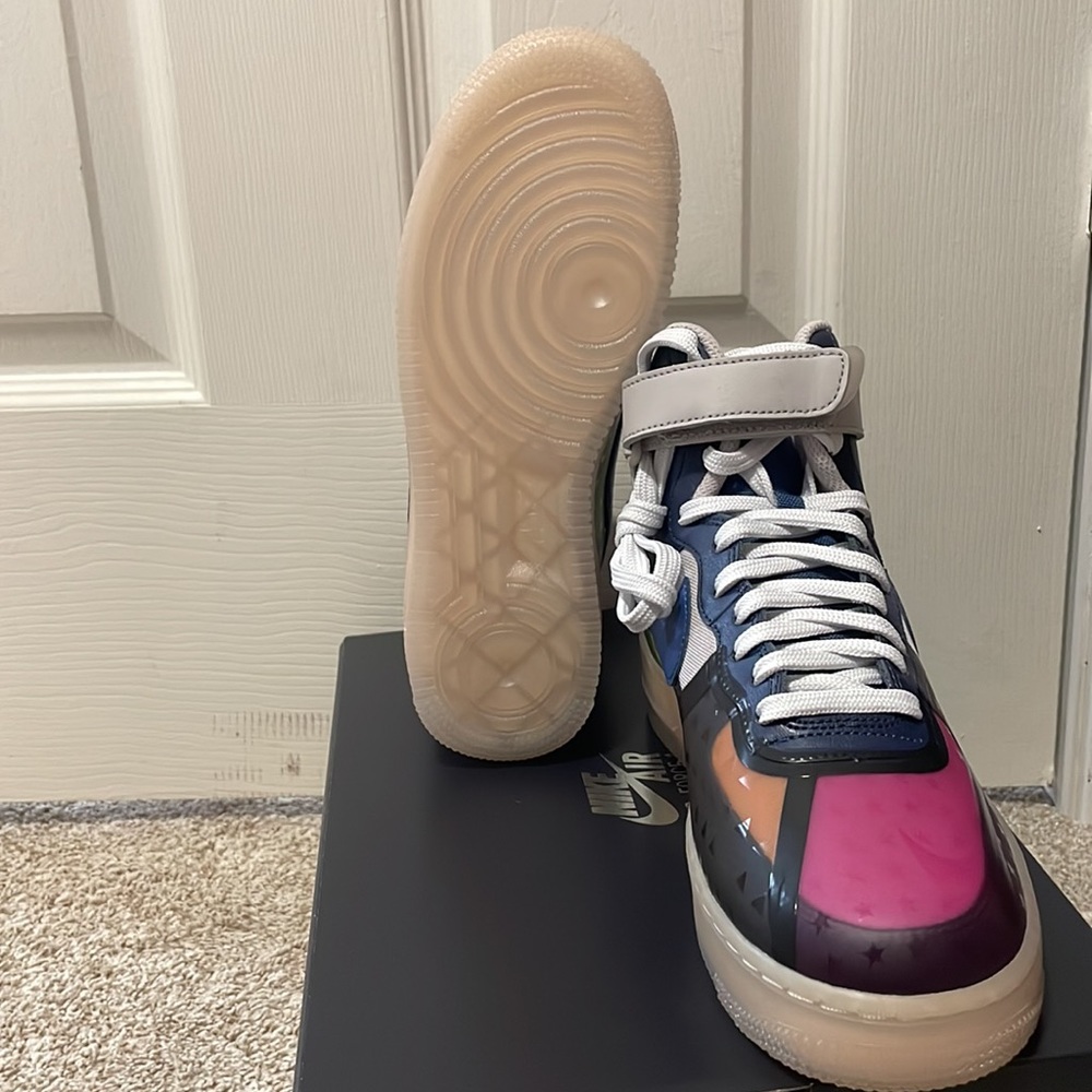 Air force 1 High 07 Thunder Blue Pink Prime. Size 6 - Picture 4 of 5